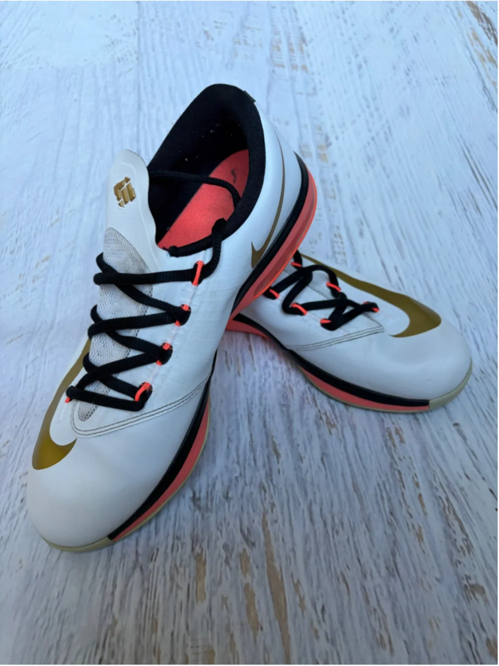 Youth Nike KD Vi Elite White Gold Orange Sneakers Youth Size 7